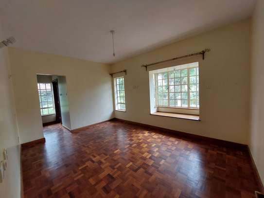 5 Bed Townhouse with En Suite at Lavington Road image 1