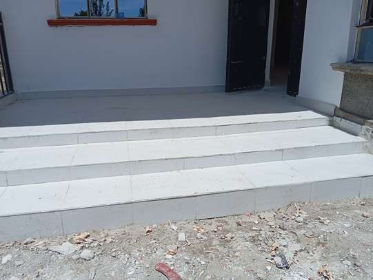3 Bed House with En Suite in Kitengela image 4