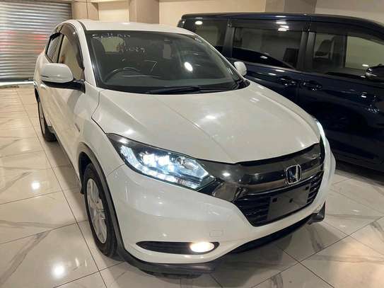 Honda Vezel hybrid white 2017 2wd image 2