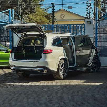 Mercedes Benz AMG GLS400d 2020 image 6