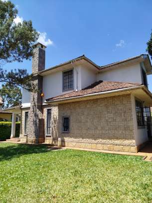 4 Bed Townhouse with En Suite in Kiambu Road image 4