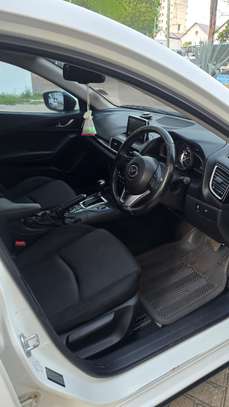 Mazda Axela KDH image 3