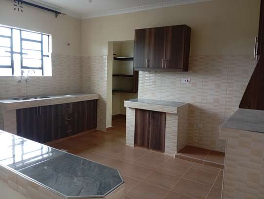 3 Bed House with En Suite in Kitengela image 1