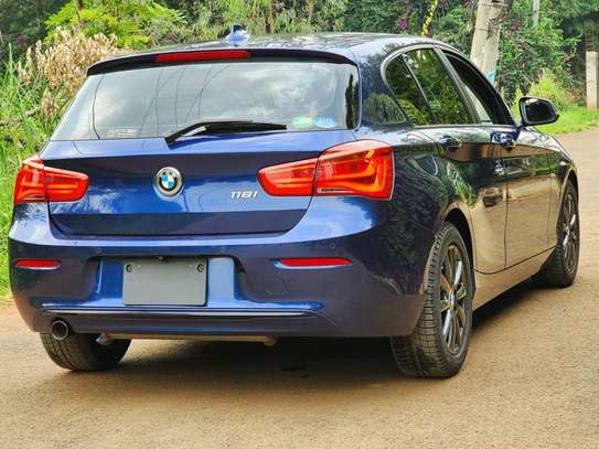 2016 BMW 118i SUNROOF image 2