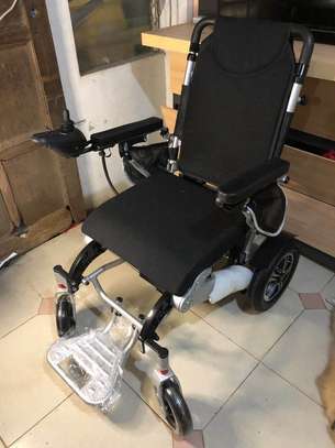 Foldable ELECTRIC POWER WHEELCHAIR PRICE IN KENYA BEST PRICE image 3