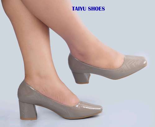 Ladies chunky heels image 3