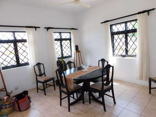 4 bedroom house for sale in Shanzu image 5