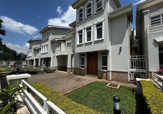 4 Bed Townhouse  in Lavington image 16