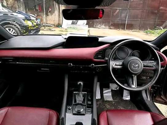 MAZDA 3 image 3