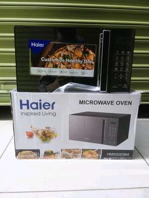 Haier 20 litres microwave image 1