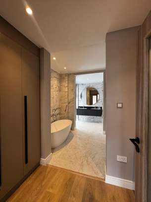 4 Bed Townhouse with En Suite in Runda image 7