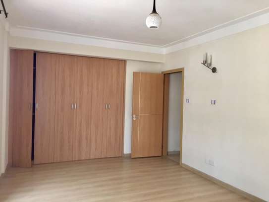 Serviced 3 Bed Apartment with En Suite in Rhapta Road image 13