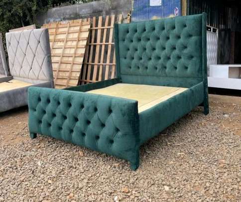5 by 6 green chesterfield bed image 1