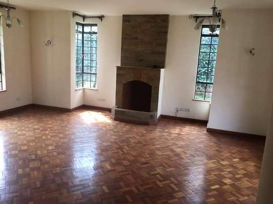 4 Bed Townhouse with En Suite in Lavington image 6