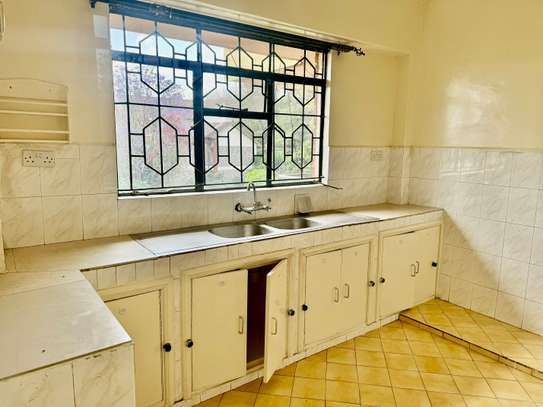 3 Bed Apartment with Swimming Pool at Rhapta Road image 11