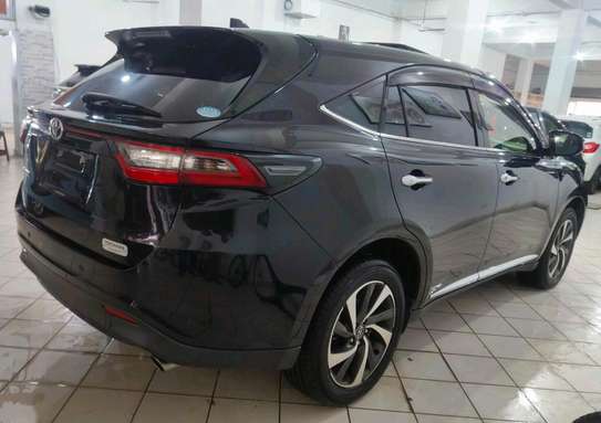 Toyota Harrier premium sport sunroof 2018 image 10