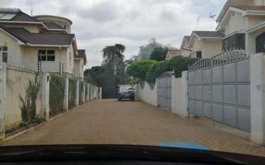 5 Bed Townhouse with Garage at Convent Drive Lavington image 2