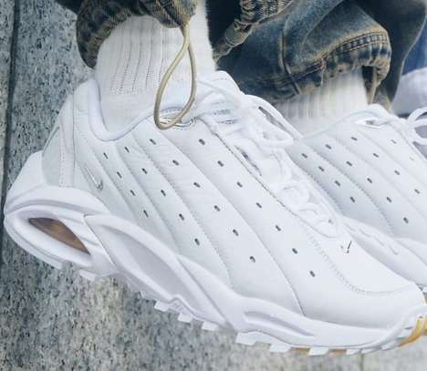 Hottest nikes 218 best sale