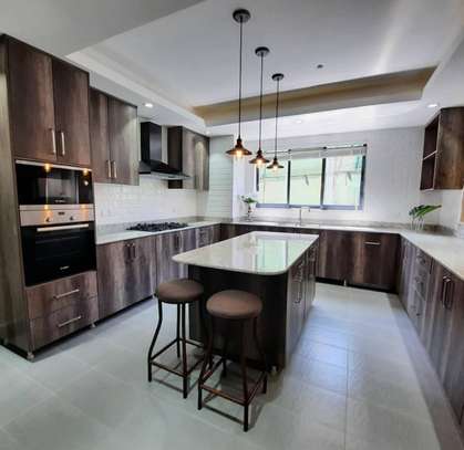 4 Bed Apartment with En Suite in Lavington image 4