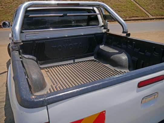 2011 TOYOTA HILUX DOUBLE CAB image 7