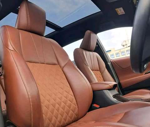 Toyota Harrier white 2018 2wd image 5