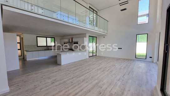5 Bed Villa with En Suite in Lavington image 18