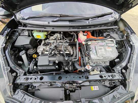 2018 TOYOTA AQUA HYBRID, FULL LEATHER UPHOLSTERY image 11