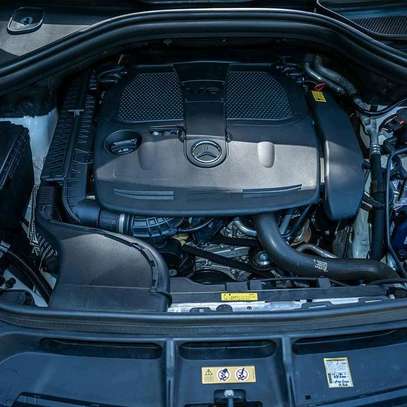 2015 Mercedes Benz ML350 image 1