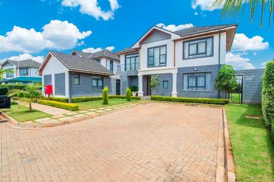 4 Bed House with En Suite at Five Star Paradise image 17