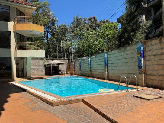 Serviced 3 Bed Apartment with En Suite in Kilimani image 8