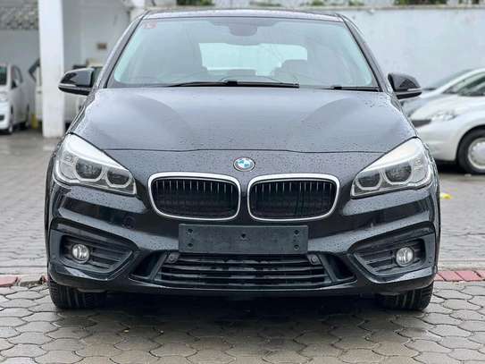 BMW 220i 2016 image 1