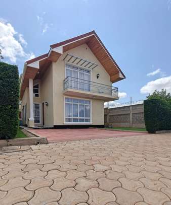 4 Bed Townhouse with En Suite in Kitengela image 10