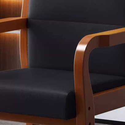 Office Chair: Professional  Executive Leather Office Chair image 2