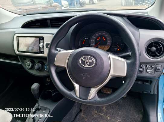 Toyota vitz 1500cc 2016 model image 6