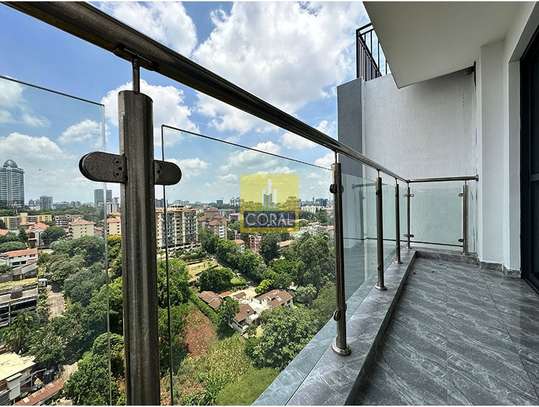 2 Bed Apartment with Gym in Riverside image 4