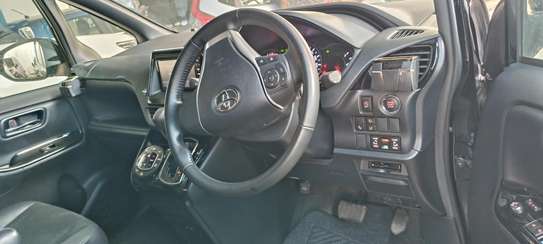 Toyota Noah WXB Black 2018 2wd image 10