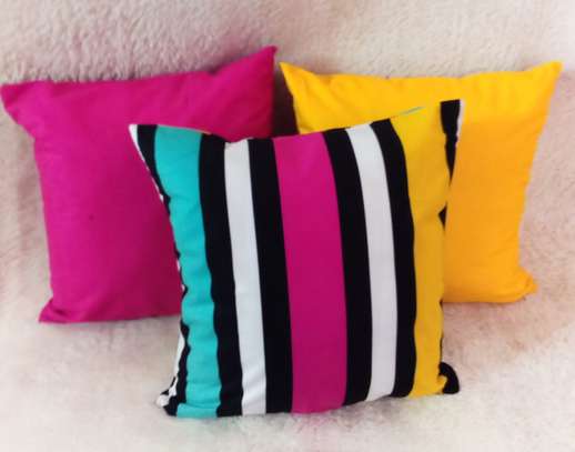 best throw pillow in Nairobi image 3