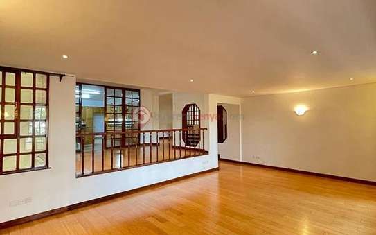 3 Bed Apartment with En Suite in Lavington image 1