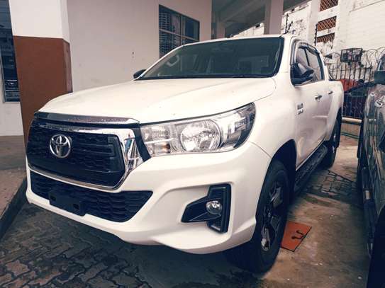 Toyota Hilux double cabin white 2016 4wd option image 14
