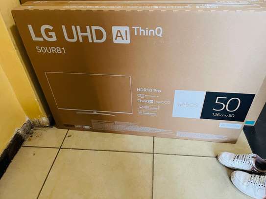 LG 50 INCHES SMART UHD FRAMELESS TV image 5