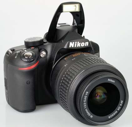 Nikon D3200 24.2 MP CMOS Digital SLR with 18-55mm f/3.5-5.6 image 4