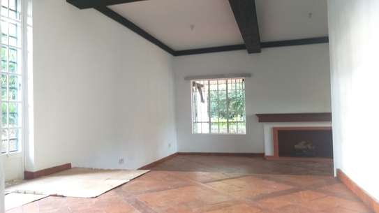 4 Bed House with Garage in Rosslyn image 12