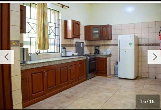5 bedroom house for rent in Nyali Area image 10