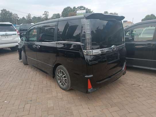 Toyota Voxy and Noah For Hire image 1