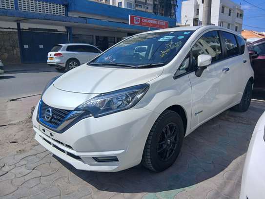 Nissan note E power image 4