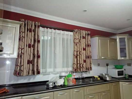 Stylish Kitchen Curtains image 1