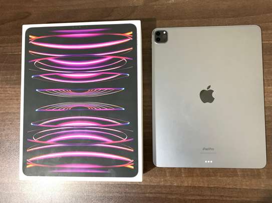 12.9” iPad Pro 6th Gen(Wi-Fi) 512GB image 5