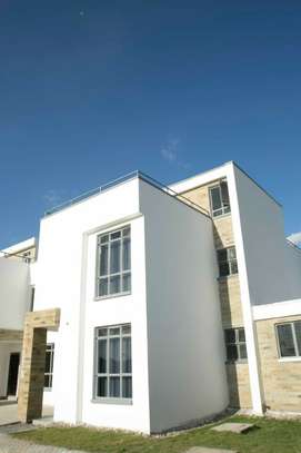 5 Bed Townhouse with En Suite in Syokimau image 9