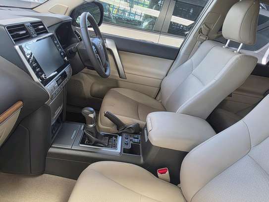 Toyota prado 2019 model image 1