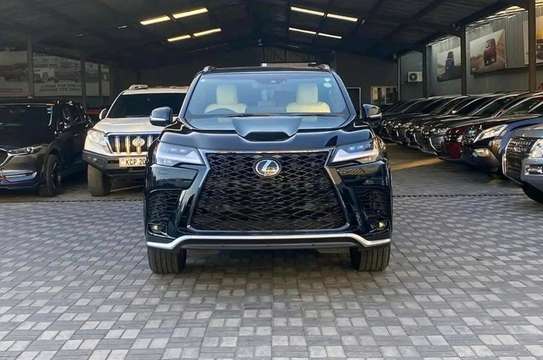 Lexus LX600 Black 2023 Sport image 2